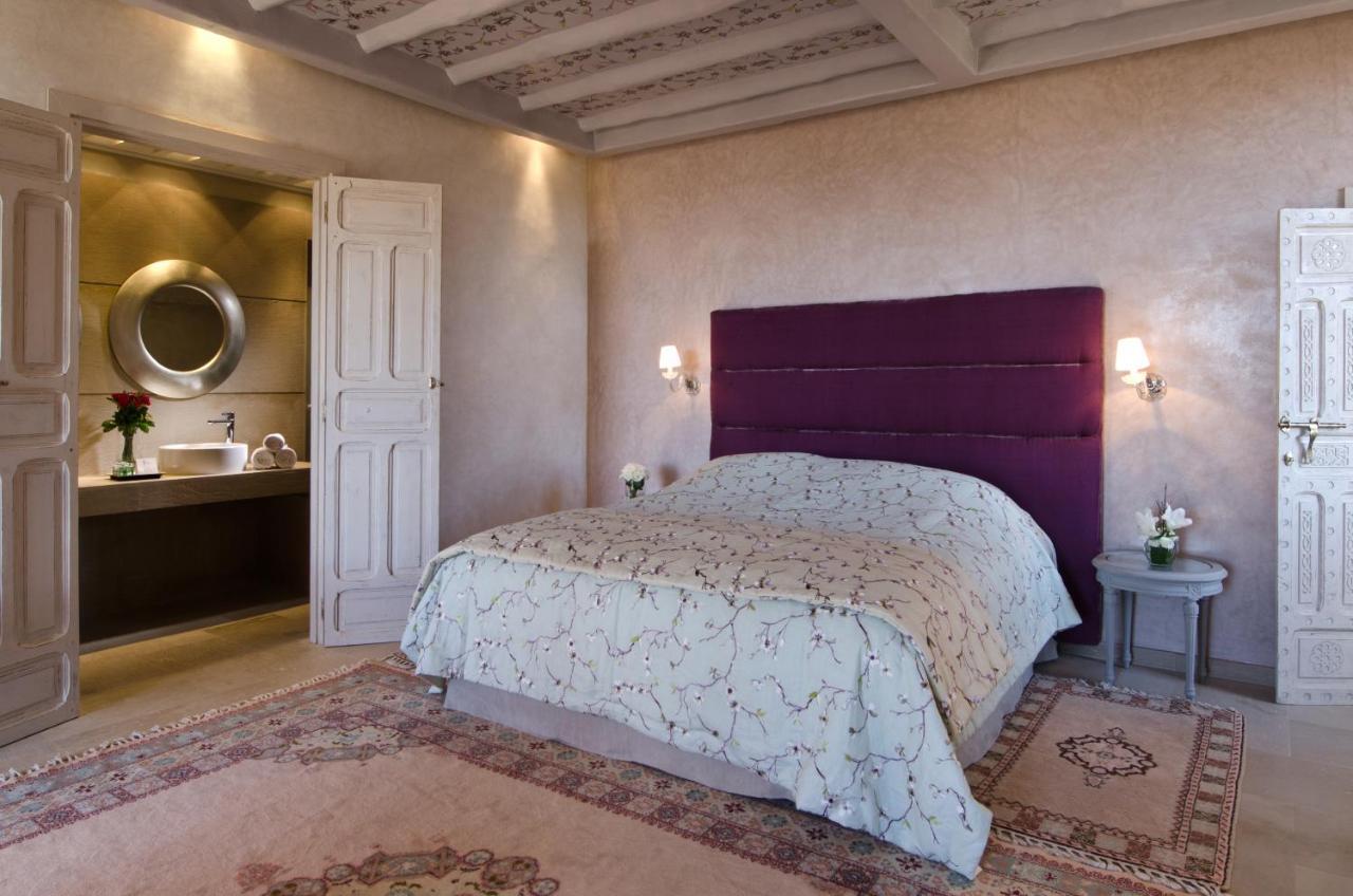 Tigmiza Boutique Hotel & Spa Ouled Jelal Экстерьер фото A bedroom at the hotel